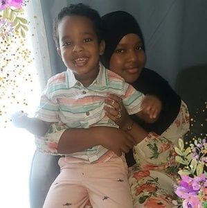 Meet your Posher, Madina